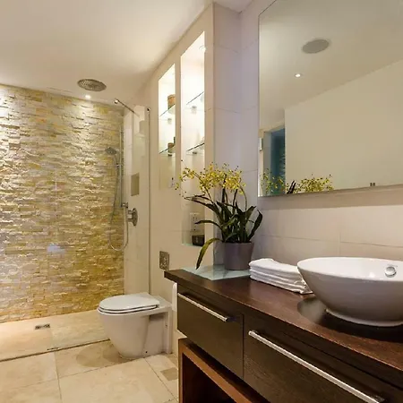 Beautiful 2 Bed * Milan